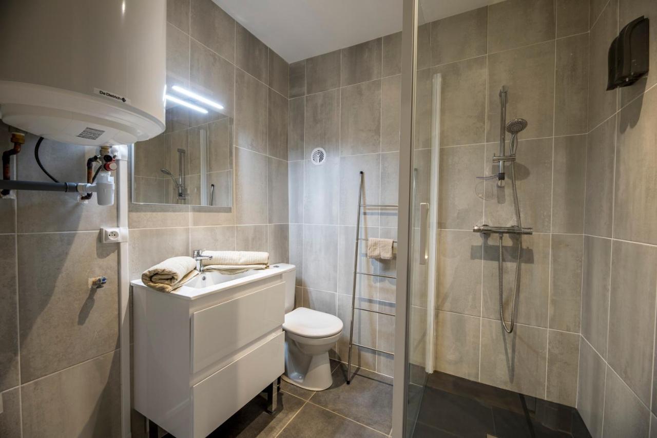 Quartier Du Chateau, Superbe Appartement Avec Parking Pau Extérieur photo