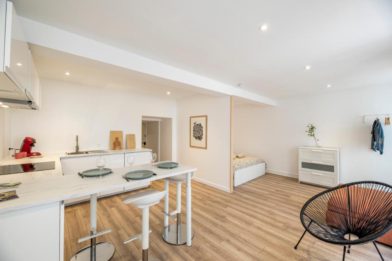 Quartier Du Chateau, Superbe Appartement Avec Parking Pau Extérieur photo