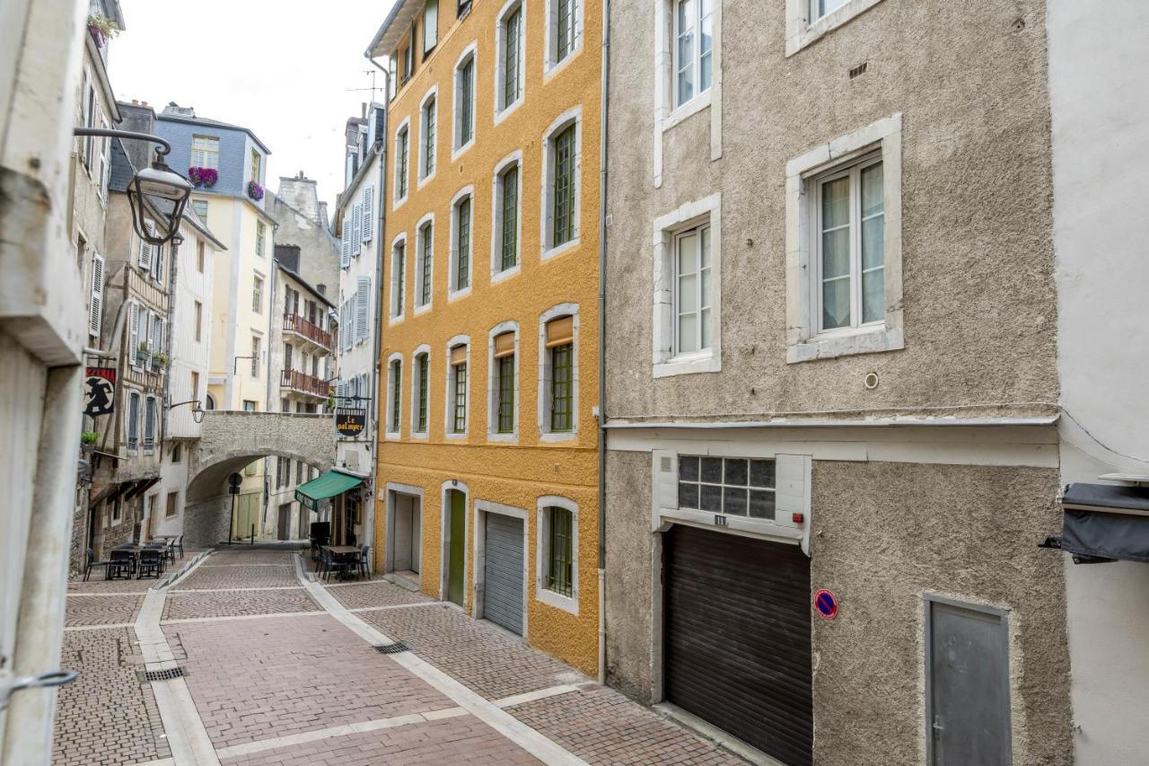 Quartier Du Chateau, Superbe Appartement Avec Parking Pau Extérieur photo