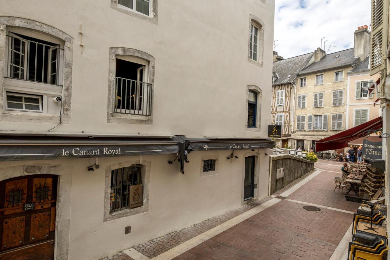 Quartier Du Chateau, Superbe Appartement Avec Parking Pau Extérieur photo