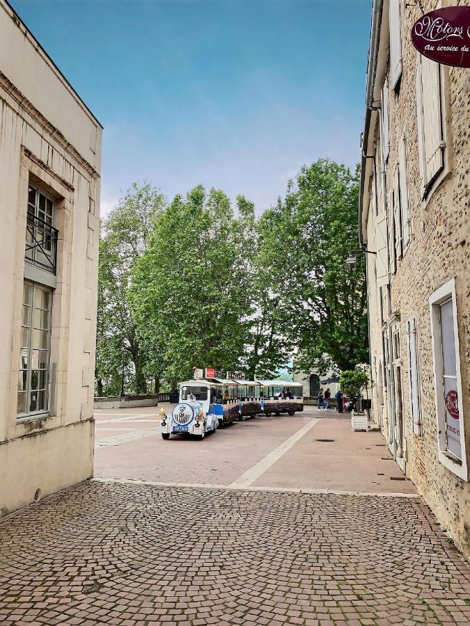 Quartier Du Chateau, Superbe Appartement Avec Parking Pau Extérieur photo